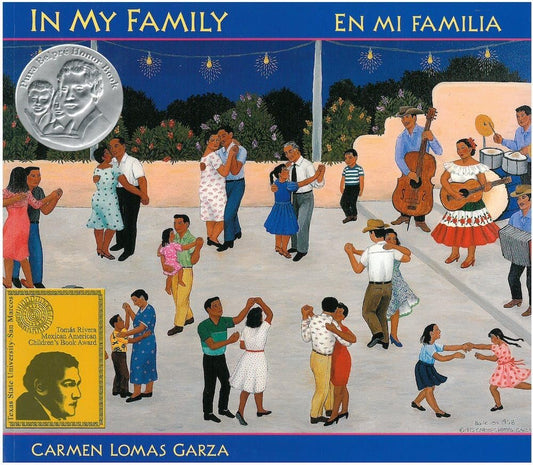In My Family/En mi familia (Family Pictures) cover image